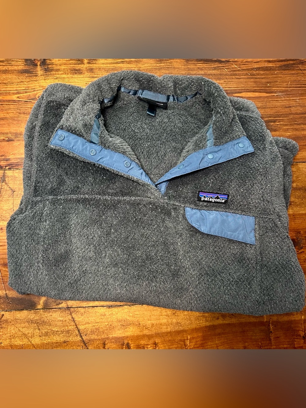 Patagonia Gray Sherpa Fleece with Blue Accent
